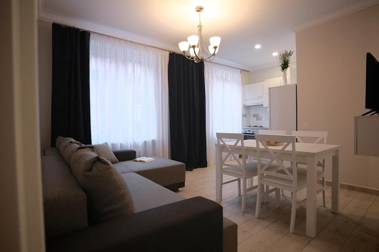 Central Apartament II Κλαϊπέντα Εξωτερικό φωτογραφία